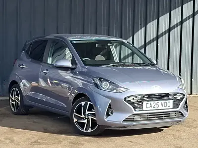Used Hyundai i10 Premium 79 HP (58 kW) 2025 Blue Hatchback