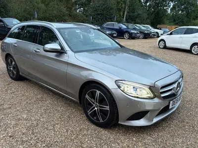 Used Mercedes C200 Premium 157 HP (115 kW) 2019 Estate