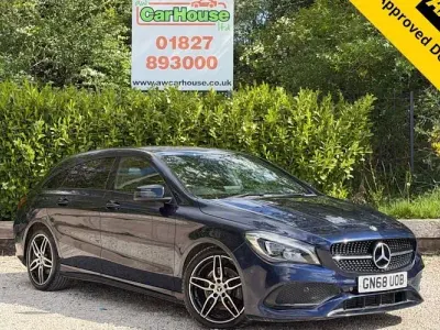 Usado Mercedes CLA220 Shooting Brake AMG line 177 HP (130 kW) 2017 Azul Carrinha
