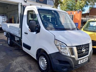 Nissan NV400