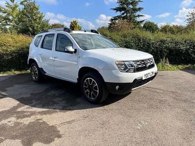 White Used 2017 Dacia Duster Prestige SUV | £4,450 (Expensive)
