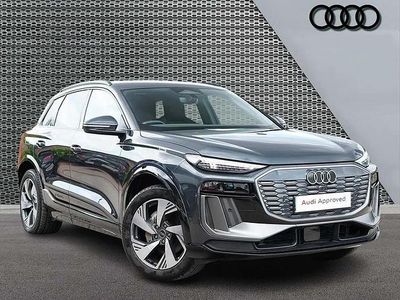 Begagnad Audi Q6 e-tron S-Line 284 kW (387 HK) 2024 Grå SUV