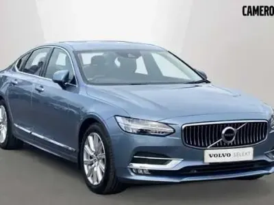 Usado Volvo S90 Inscription 188 HP (138 kW) 2018 Azul Sedan