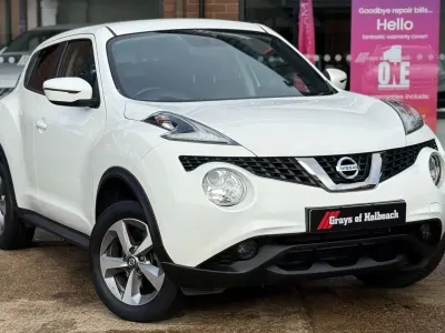 Usado Nissan Juke Acenta 112 HP (82 kW) 2019 Branco SUV