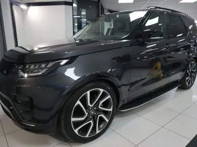 Used Land Rover Discovery HSE 300 HP (220 kW) 2020 Grey SUV