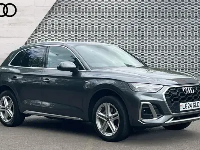 Used Audi Q5 S-Line 204 HP (150 kW) 2024 Grey SUV