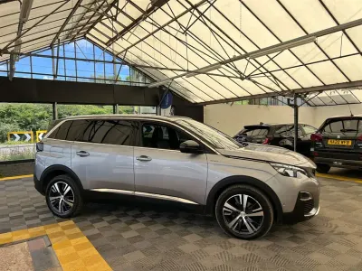 Used Peugeot 5008