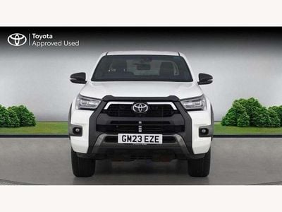 Used Toyota HiLux 201 HP (147 kW) 2023 White Pickup