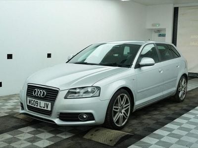 Begagnad Audi A3 S-Line 2009 Silver Halvkombi