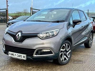 Used Renault Captur Dynamique 110 HP (80 kW) 2017 Grey/black SUV