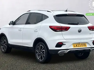 Usado MG ZS Exclusive 111 HP (81 kW) 2024 Citadino