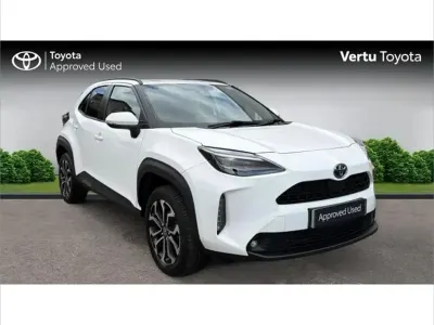 Used Toyota Yaris Cross Design 116 HP (85 kW) 2023 White SUV