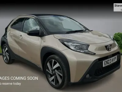 Used Toyota Aygo X 72 HP (52 kW) 2023 Beige SUV