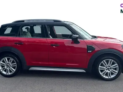 Used Mini Cooper Countryman Exclusive 134 HP (98 kW) 2022 Red SUV