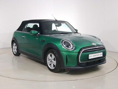 Begagnad Mini Cooper Classic 134 HK (98 kW) 2022 Grön Halvkombi