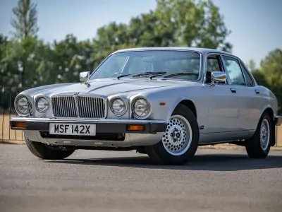Used Jaguar XJ 1982 Silver Sedan