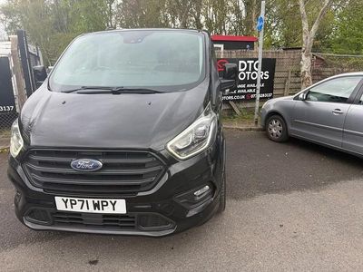 Begagnad Ford Transit Custom Sport 185 HK (136 kW) 2021 Svart Van