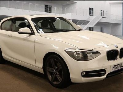 Used BMW 116 Sport Line 136 HP (100 kW) 2013 White Hatchback