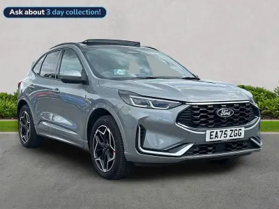 Używany Ford Kuga ST-Line X 243 KM (178 kW) 2025 Srebrny SUV