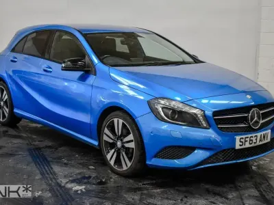 Used Mercedes A180 109 HP (80 kW) 2013 Blue Hatchback