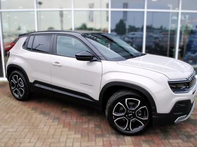 Used Jeep Avenger Altitude 114 kW (156 HP) 2024 Beige/black SUV