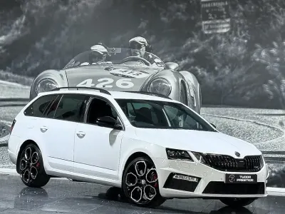 Begagnad Skoda Octavia vRS 245 HK (180 kW) 2019 Vit Kombi