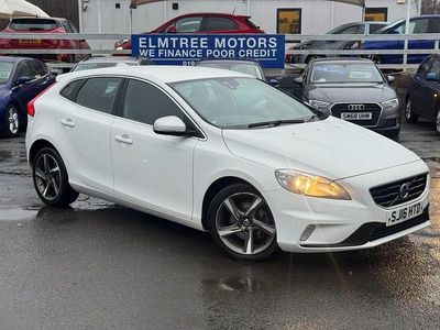 Used Volvo V40 R-Design 120 HP (88 kW) 2016 White Hatchback