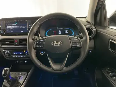 Używany Hyundai i10 Premium 79 KM (58 kW) 2025 Szary Hatchback