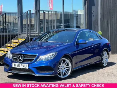 Used Mercedes E220 AMG line 177 HP (130 kW) 2016 Blue Coupe