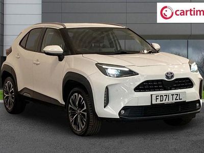 Used Toyota Yaris Hybrid 116 HP (85 kW) 2022 White SUV