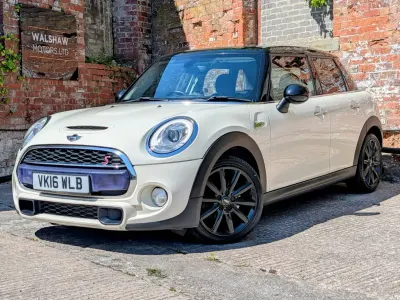 Used Mini Cooper SD Hatch 2016 White Hatchback