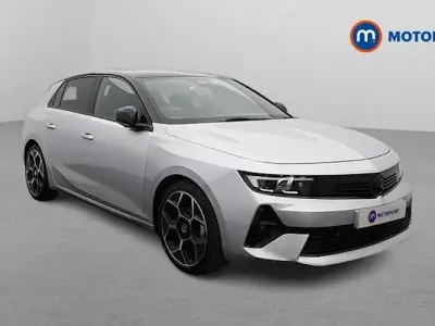 Used Vauxhall Astra Ultimate 131 HP (96 kW) 2024 Grey Hatchback