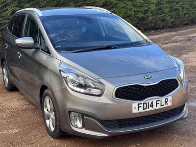 Silver Used 2014 Kia Carens MPV | £2,990 (Good price)