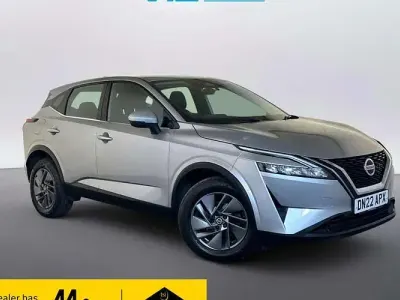 Used Nissan Qashqai Acenta Premium 158 HP (116 kW) 2022 Silver SUV