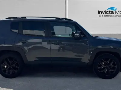 Begagnad Jeep Renegade Night Eagle 120 HK (88 kW) 2022 Grå SUV
