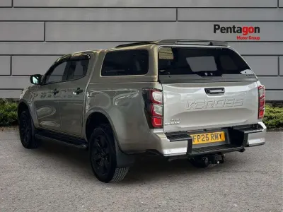 Used Isuzu D-Max 2025 Silver Pickup