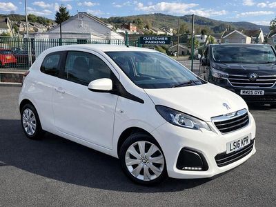 Used Peugeot 108 Active 68 HP (50 kW) 2016 White Hatchback