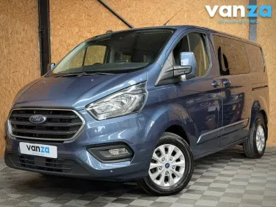 Used Ford 300 Limited 130 HP (95 kW) 2022 Blue Van
