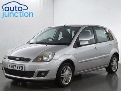 Silver Used 2007 Ford Fiesta Ghia Hatchback | £2,749 (Fair price)