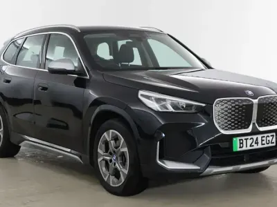 Begagnad BMW iX1 xLine 227 kW (309 HK) 2024 Svart SUV