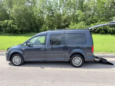 Used VW Caddy Life 122 HP (89 kW) 2017 Blue MPV