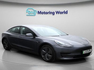 Used Tesla Model 3 Standard Range Plus 177 kW (241 HP) 2021 Sedan