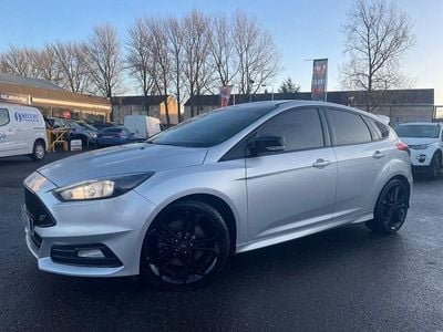 Used Ford Focus ST 185 HP (136 kW) 2015 Silver Hatchback