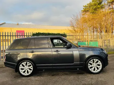 Gebraucht Land Rover Range Rover Vogue 275 PS (202 kW) 2019 Grau SUV