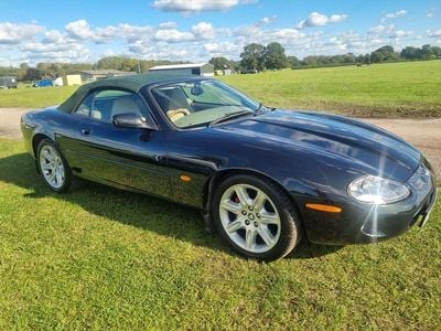 Jaguar XK8
