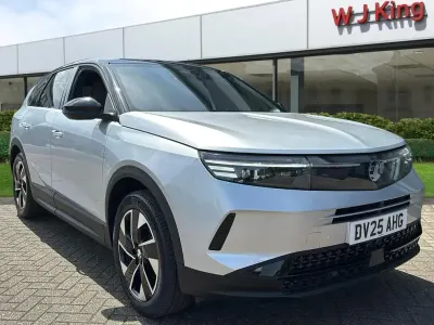Used Vauxhall Grandland X Ultimate 136 HP (100 kW) 2025 Grey SUV