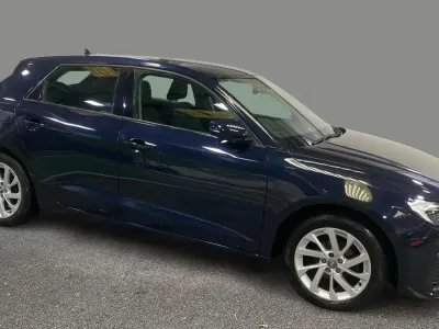 Begagnad Audi A1 Sport 95 HK (69 kW) 2019 Blå SUV