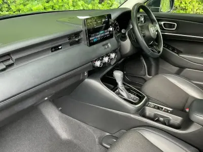 Used Honda HR-V Advance 131 HP (96 kW) 2023 Grey SUV
