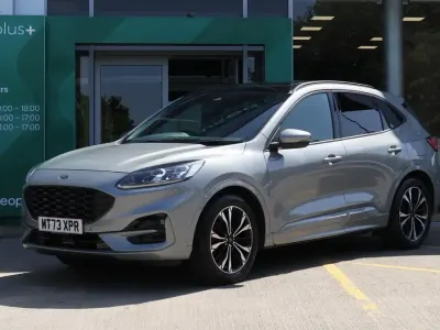 Used Ford Kuga ST-Line X 190 HP (139 kW) 2023 Silver SUV