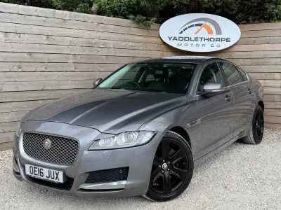 Used Jaguar XF Portfolio 180 HP (132 kW) 2016 Grey Sedan